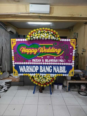 Papan Bunga di Harapan Indah Bekasi
